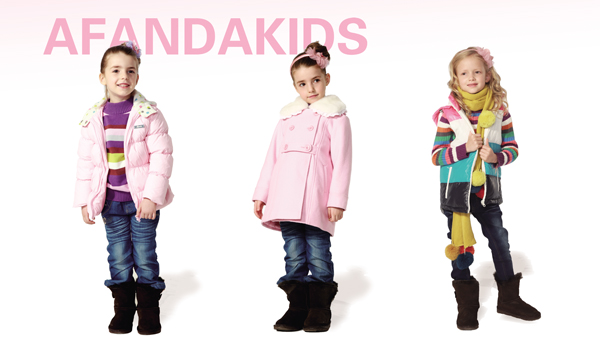 阿凡達(dá)女童新品粉紅外套