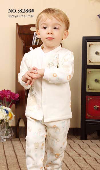 諾比可愛(ài)保暖衣套裝