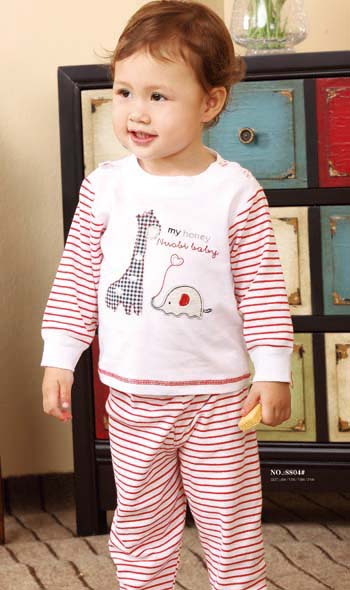 諾比長(zhǎng)頸鹿條紋爬爬衣