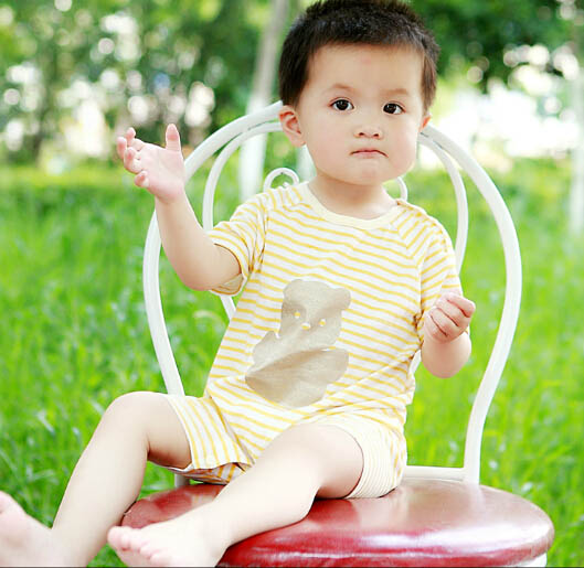 貝茜蒂黃白條紋連體爬爬服