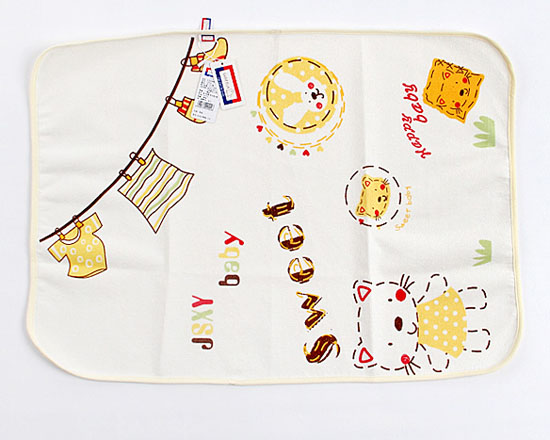 金色小魚毛巾壓膠隔尿墊