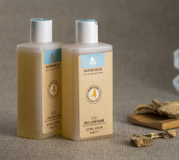 小貝樂(lè)嬰幼兒苦參潔膚露(0-3歲).jpg 小貝樂(lè)嬰幼兒苦參潔膚露(0-3歲).jpg