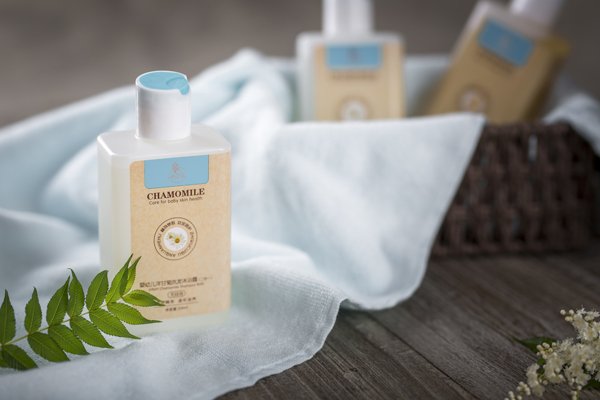 小貝樂嬰幼兒洗發(fā)沐浴二合一