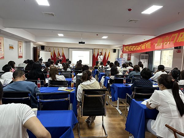 親博士2023母嬰健康大會(huì)河南站4.jpg 親博士2023母嬰健康大會(huì)河南站4.jpg