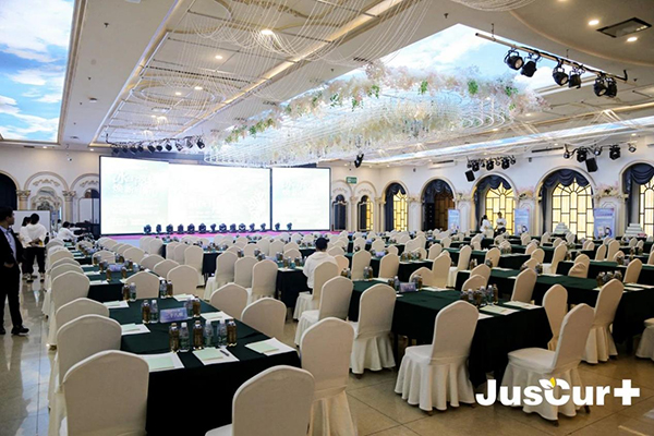 杰西佳JIBS自然營養(yǎng)獅王計(jì)劃啟動(dòng)峰會(huì)1.jpg 杰西佳JIBS自然營養(yǎng)獅王計(jì)劃啟動(dòng)峰會(huì)1.jpg