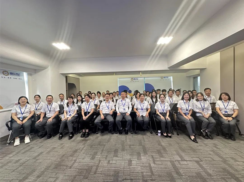 施貝安2023年度特別回顧之母嬰行業(yè)會議篇13.jpg 施貝安2023年度特別回顧之母嬰行業(yè)會議篇13.jpg