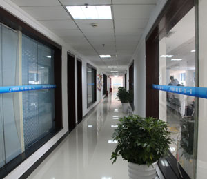 ϿɿMQ(mo)׹ɷ޹˾˾d