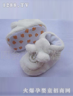 �ؐ����ɫ��(d��ng)����Ь