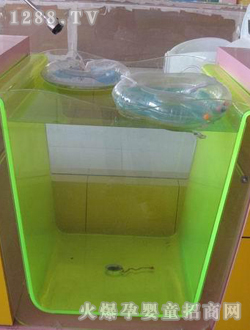 �v֮�w�������¿��ɫ͸����