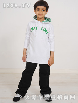 ���؁�(l��i)��ͯ��ɫ�L(zh��ng)������