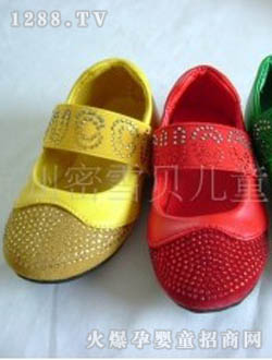 ��ѩ���＾��Ů��ƤЬ