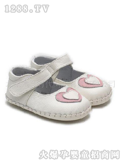 С�{���ɫ�냺Ь