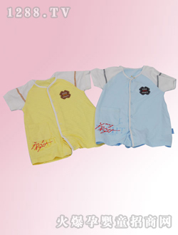 安嬰寶嬰兒外出上衣