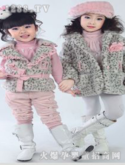 �옷6+1Ůͯ�r�����b