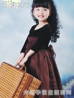 ͯo(w��)���r(sh��)����ɫ�B��ȹ