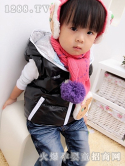 �����҃�ͯ��ɫ��q�R��