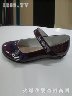 ��؈֮���tɫ�����Y(ji��)ŮͯƤЬ